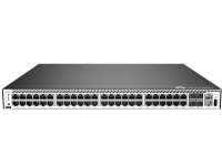 коммутатор Huawei на белом фоне b2b-advance.ru
